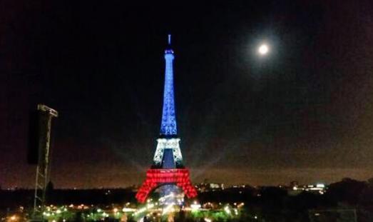 Paris dit Merci au Monde 